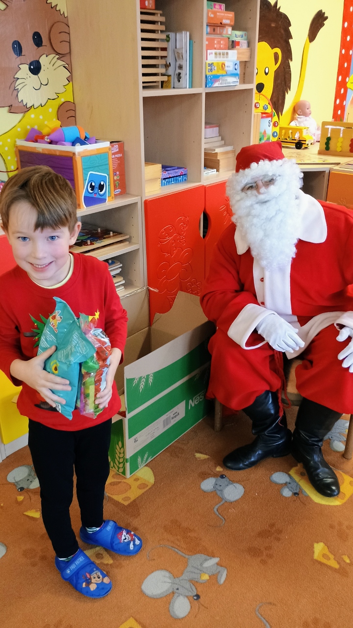 IMG_20251205_095421707_AE (720x1280)